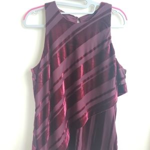 DKNY top